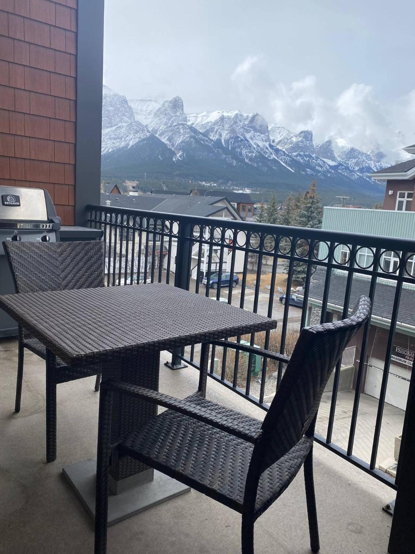 Sweet Condo Canmore Gr：） Kültér fotó